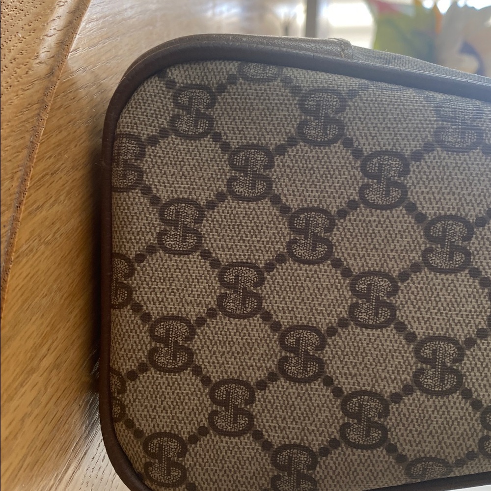 Vintage Gucci small satchel. - Picture 6 of 8